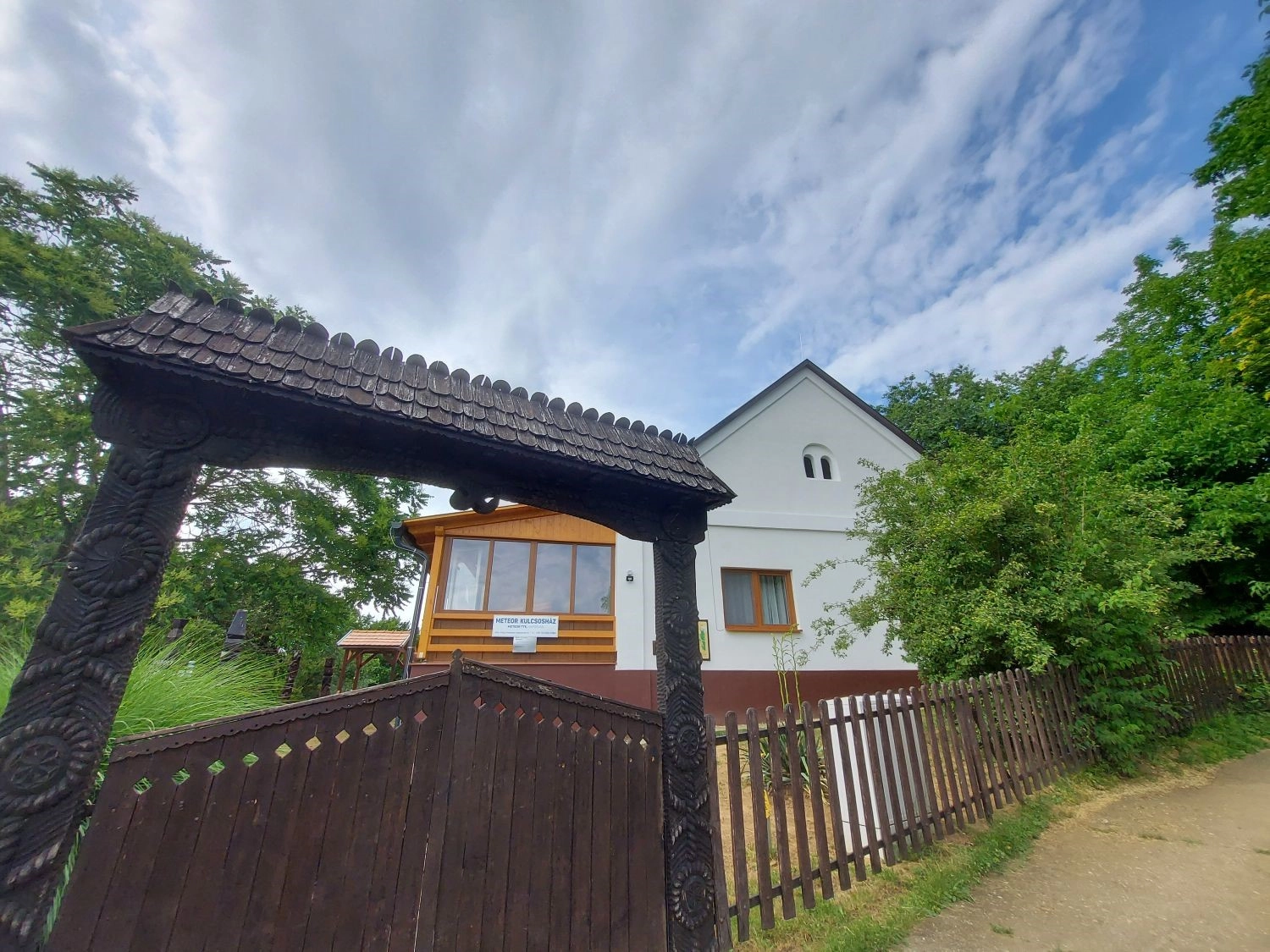 Meteor Kulcsosház Simonfa szolgáltató